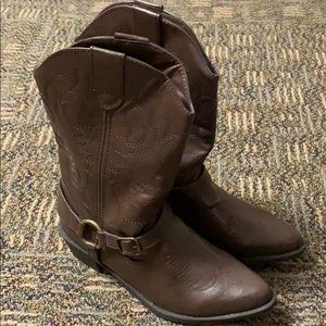 NWOT Boots from Kohl’s